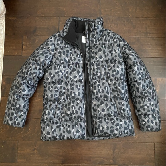 Old Navy Puffer Jacket - Picture 4 of 7